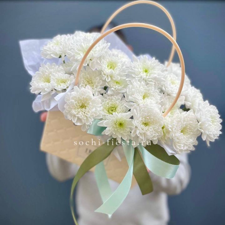 Сумочка с хризантемами в Нижнем Тагиле