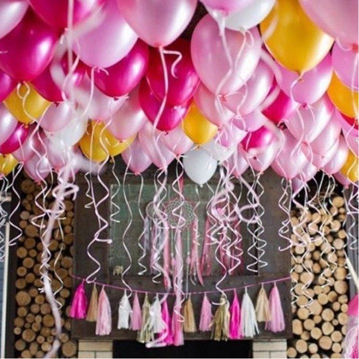 Облако шаров икс икс иксель в Нижнем Тагиле