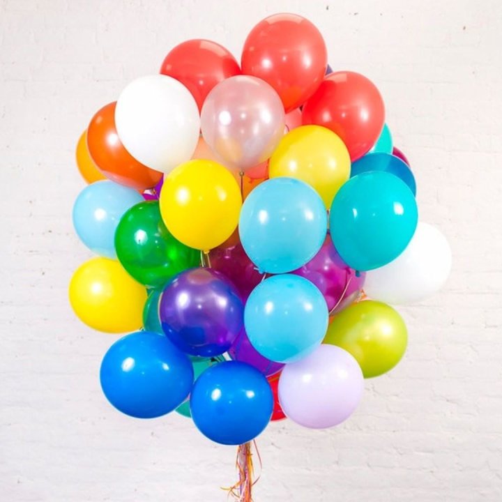 Облако шаров иксель №1 в Нижнем Тагиле