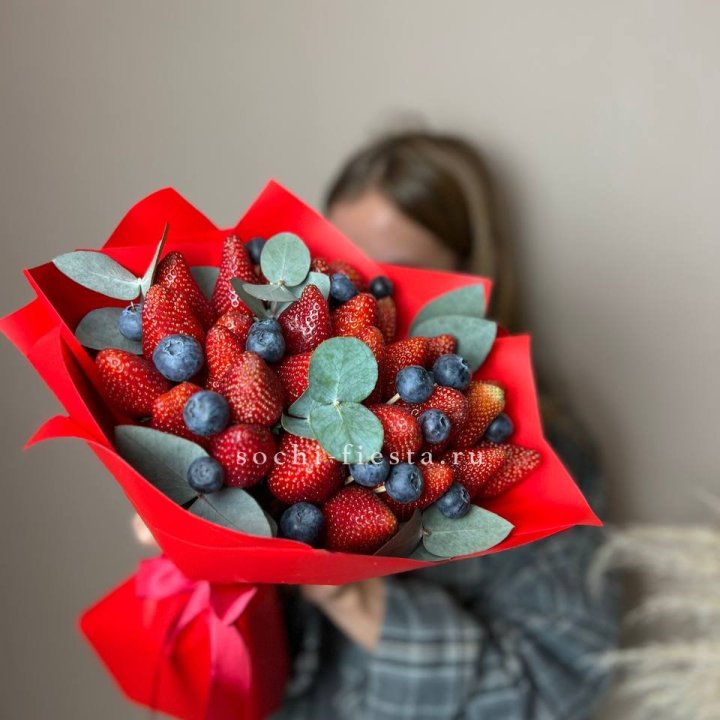 Клубничный бум №1 в Нижнем Тагиле