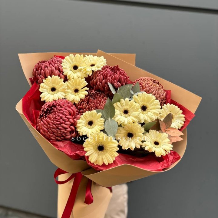 Букет гербер и хризантем Бигуди в Нижнем Тагиле