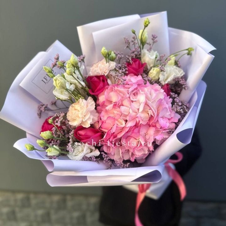 Гортензия "Перпил" в Нижнем Тагиле