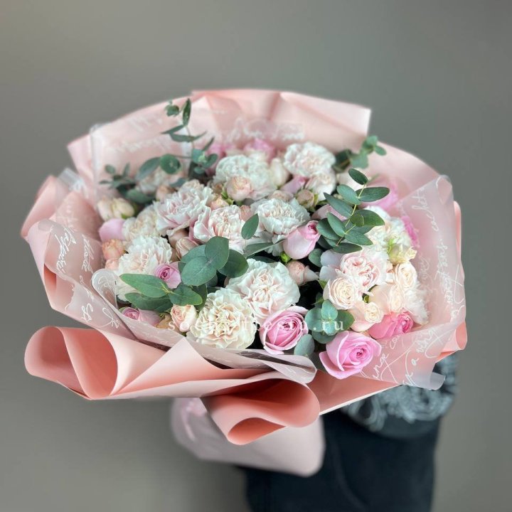  Букет  "Любовь в её глазах" в Нижнем Тагиле