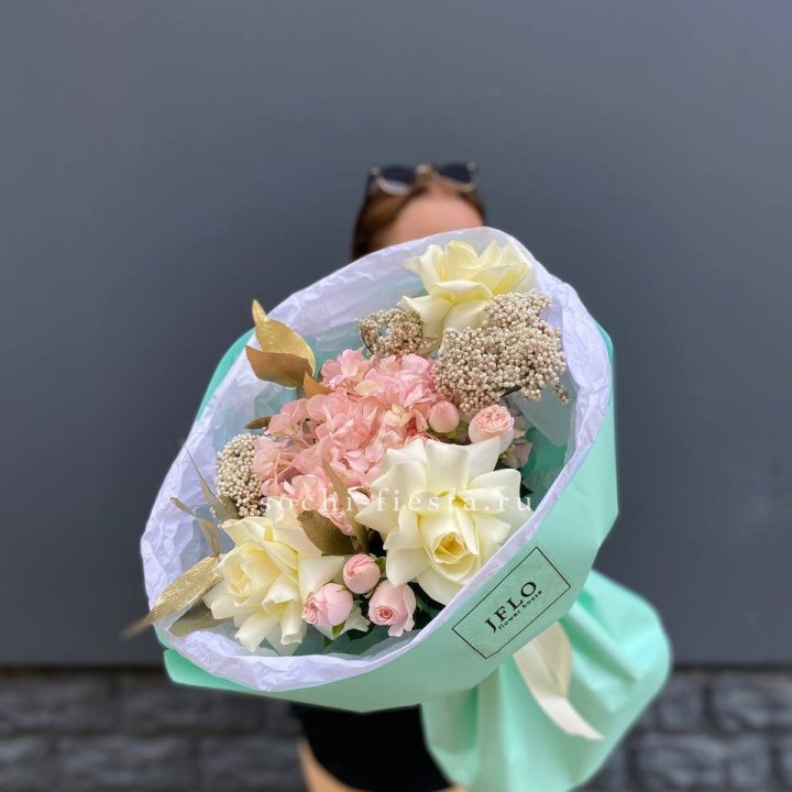 Букет "Белые ночи" в Нижнем Тагиле