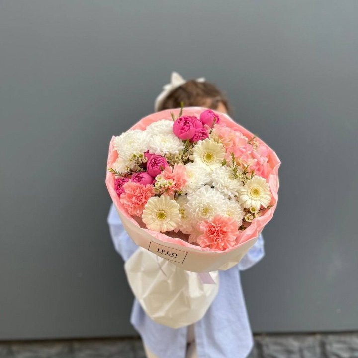 Букет "Лилиана" с доставкой в Нижнем Тагиле