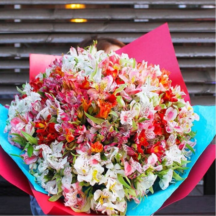 101 альстромерия в Нижнем Тагиле