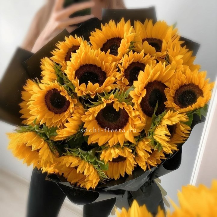 Букет подсолнухов "Гига" в Нижнем Тагиле