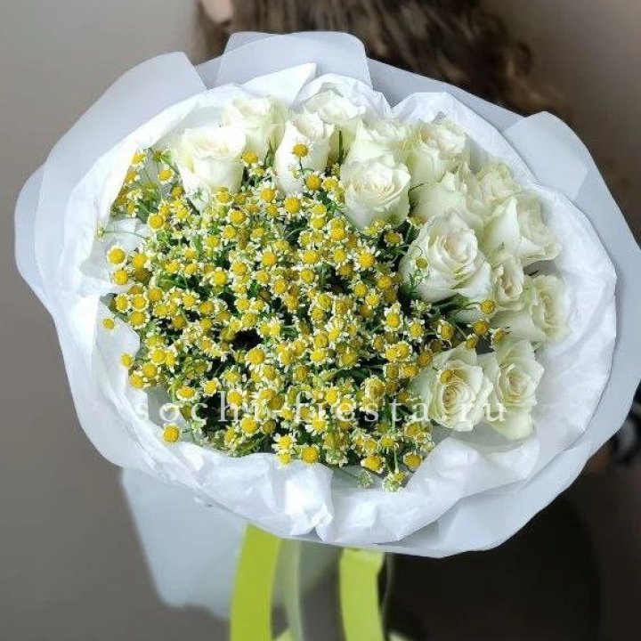 Букет ромашек и роз "Полина" в Нижнем Тагиле