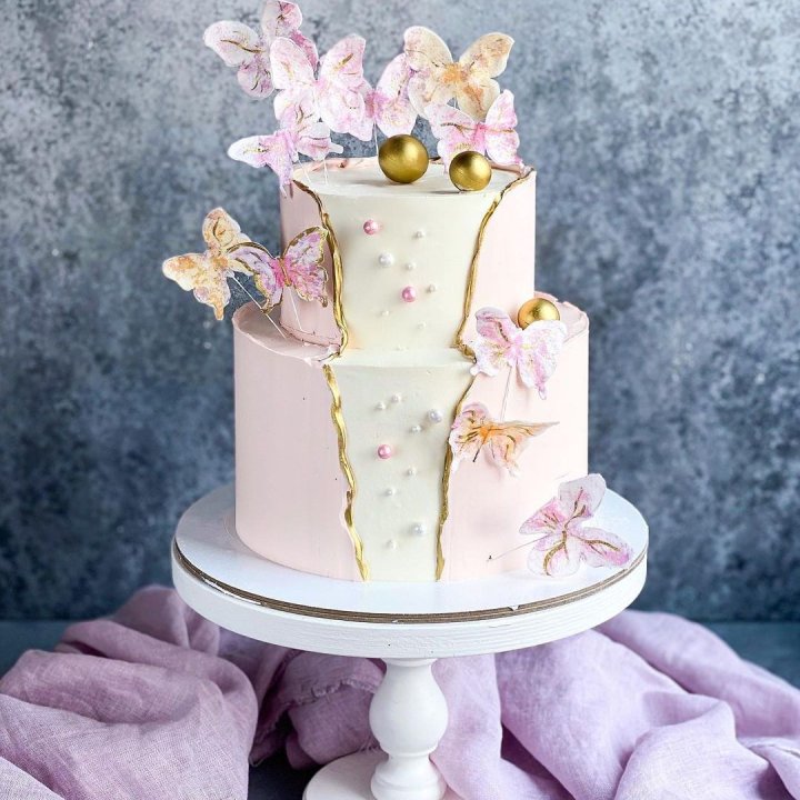 Торт "Бабочки в животе" в Нижнем Тагиле