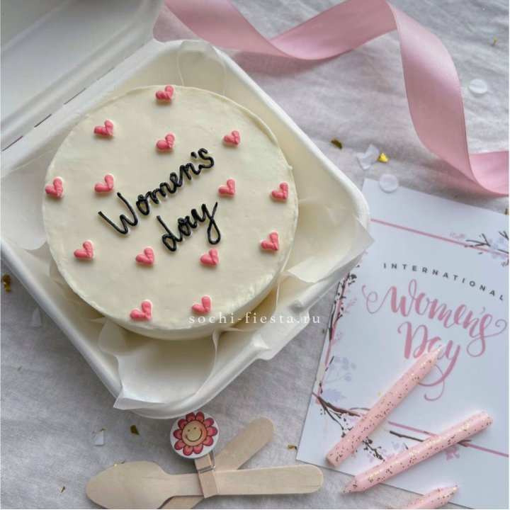 Бенто-торт "Дорогим женщинам"  в Нижнем Тагиле