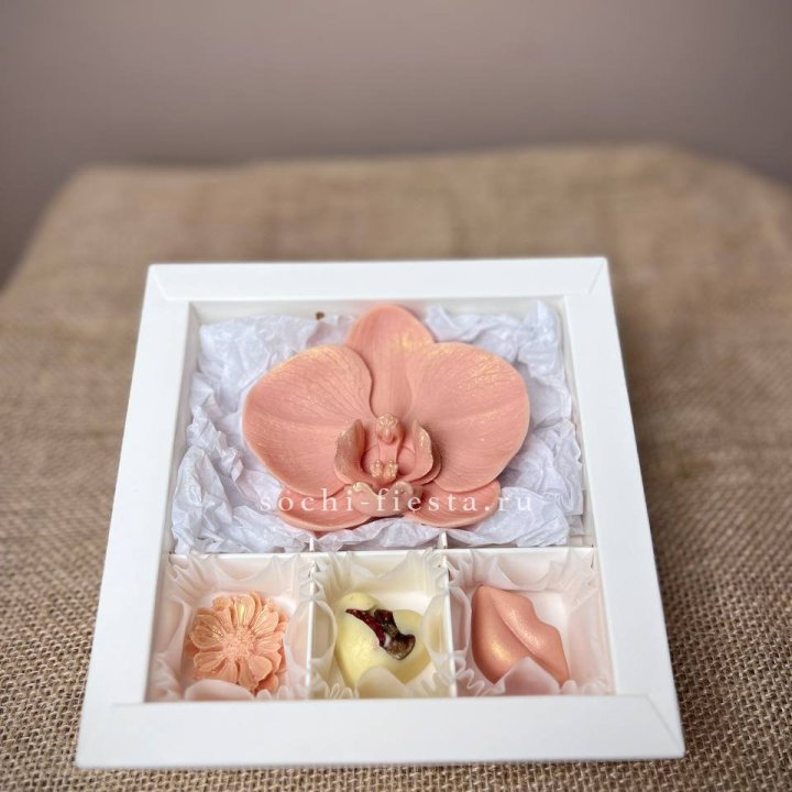 Конфеты из шоколада с Орхидеей в Нижнем Тагиле