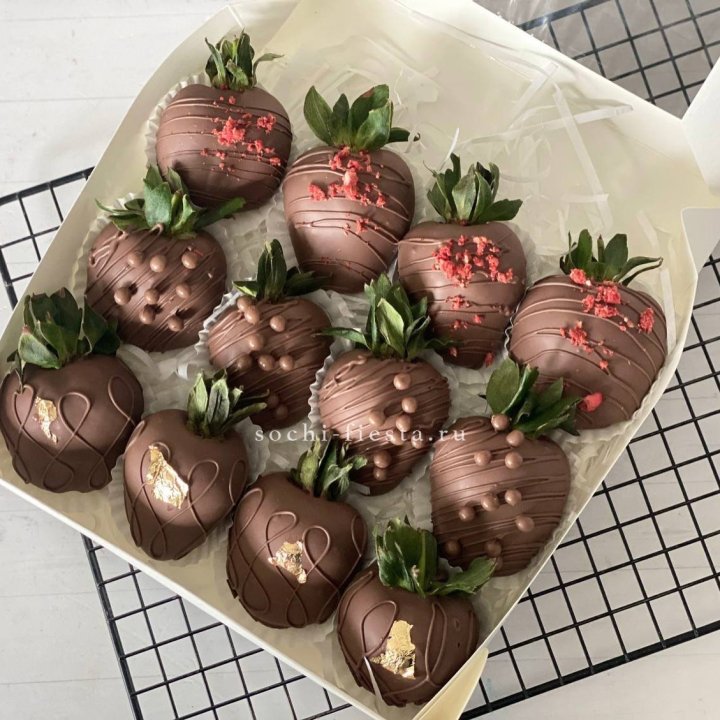 Клубника в шоколаде 12 ягод в Нижнем Тагиле
