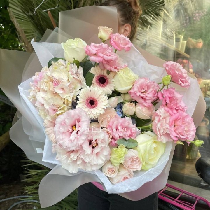 Дизайнерский букет "Лаундж пак" в Нижнем Тагиле