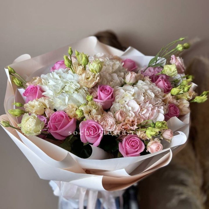 Дизайнерский букет "Каролина" в Нижнем Тагиле