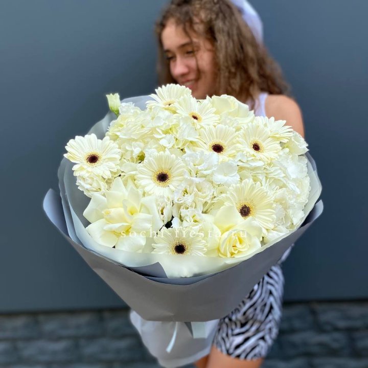  Букет "Вайт люксур" в Нижнем Тагиле