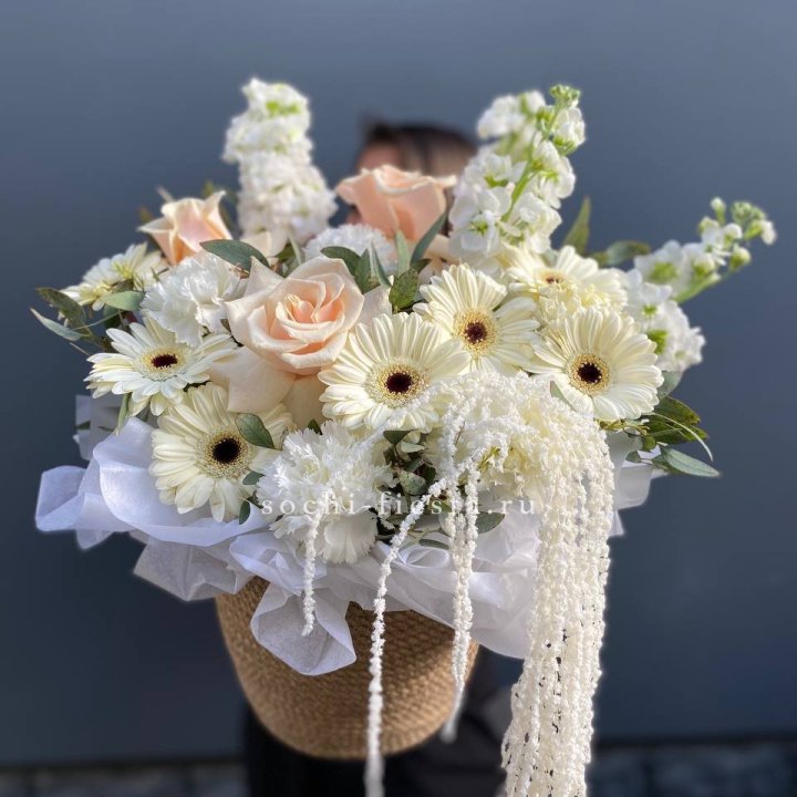 Цветы в джутовом кашпо "Валери" в Нижнем Тагиле