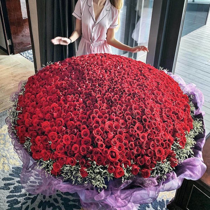 1001 роза в Нижнем Тагиле