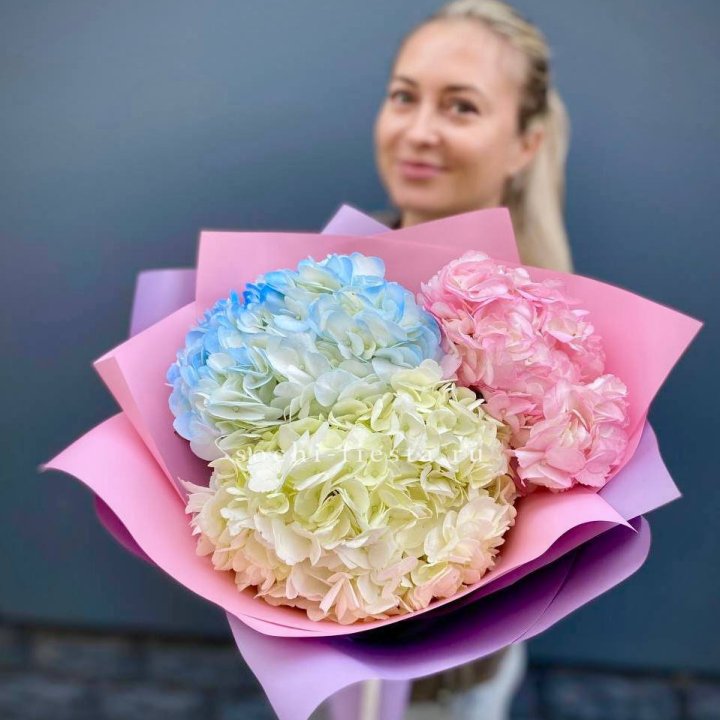 Букет гортензий "Тоника" в Нижнем Тагиле