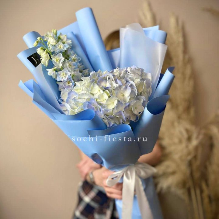 Гортензия "Блю скай" в Нижнем Тагиле