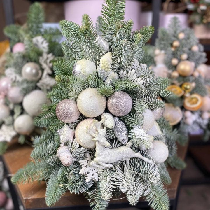 Ёлочка "Хепи крисмас" в Нижнем Тагиле