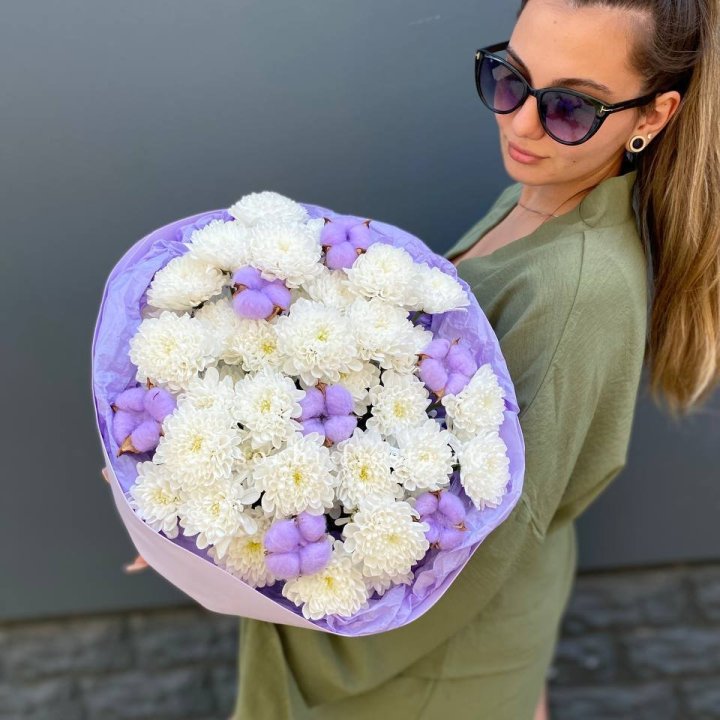  Букет  хризантем и хлопка в Нижнем Тагиле