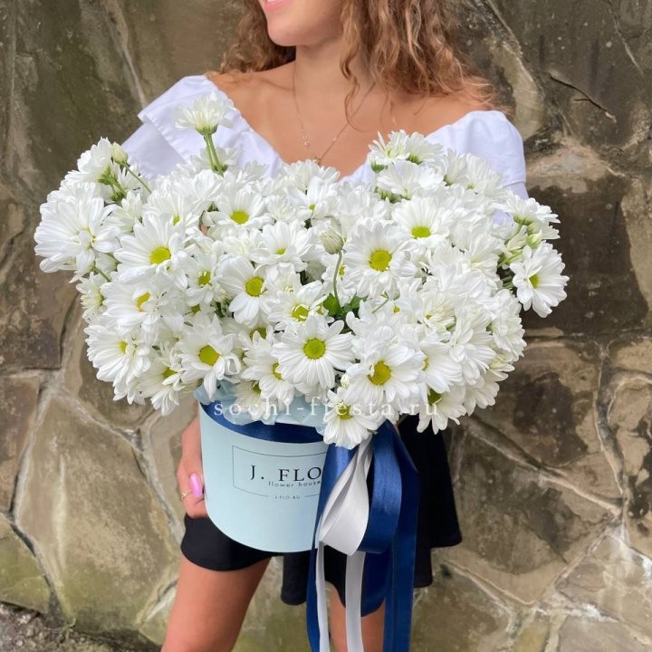 Коробка с хризантемами №2 в Нижнем Тагиле