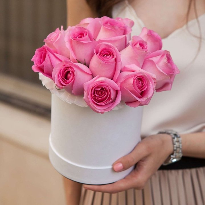 15 роз в боксе Кэтрин в Нижнем Тагиле