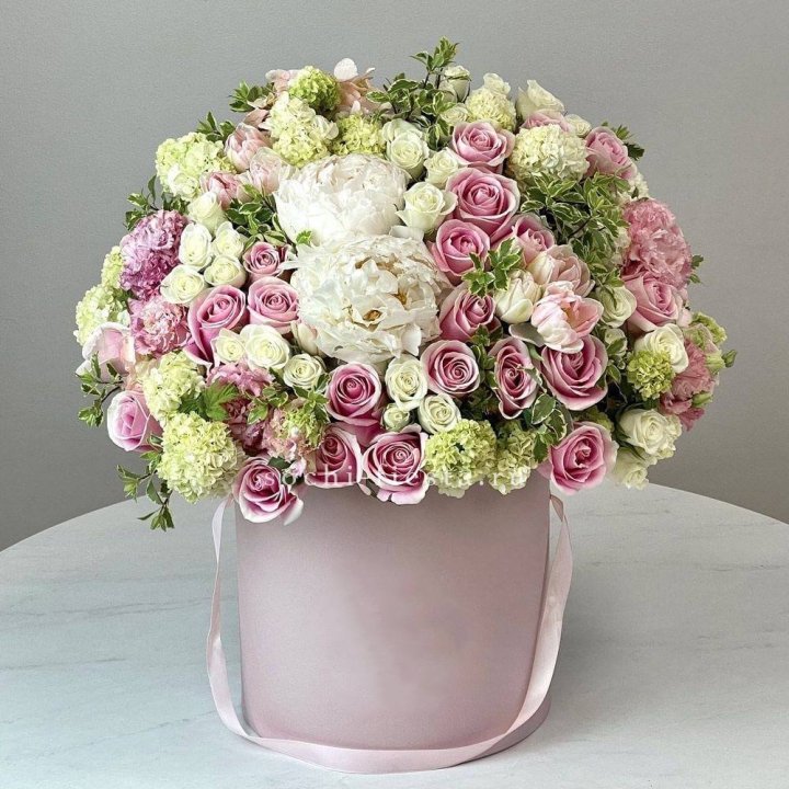 Цветочный бокс "Фантастик" в Нижнем Тагиле