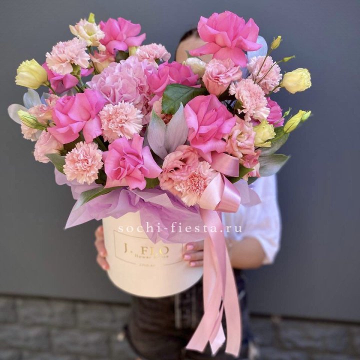 Цветочный бокс "Сальма" в Нижнем Тагиле