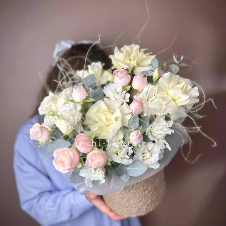 Авторский бокс "Милена" в джутовом кашпо в Нижнем Тагиле