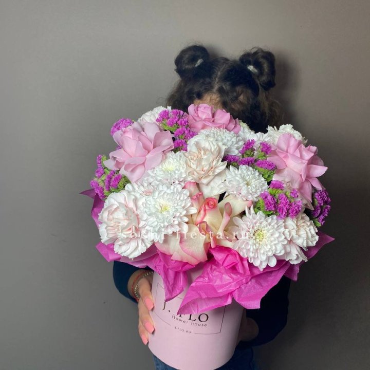  Бокс "Нежная яркость" в Нижнем Тагиле