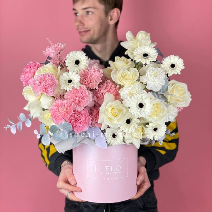 Дизайнерский бокс "Индира" с доставкой в Нижнем Тагиле