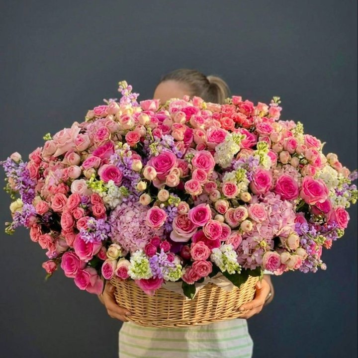 Цветочная корзина гигант №5 в Нижнем Тагиле