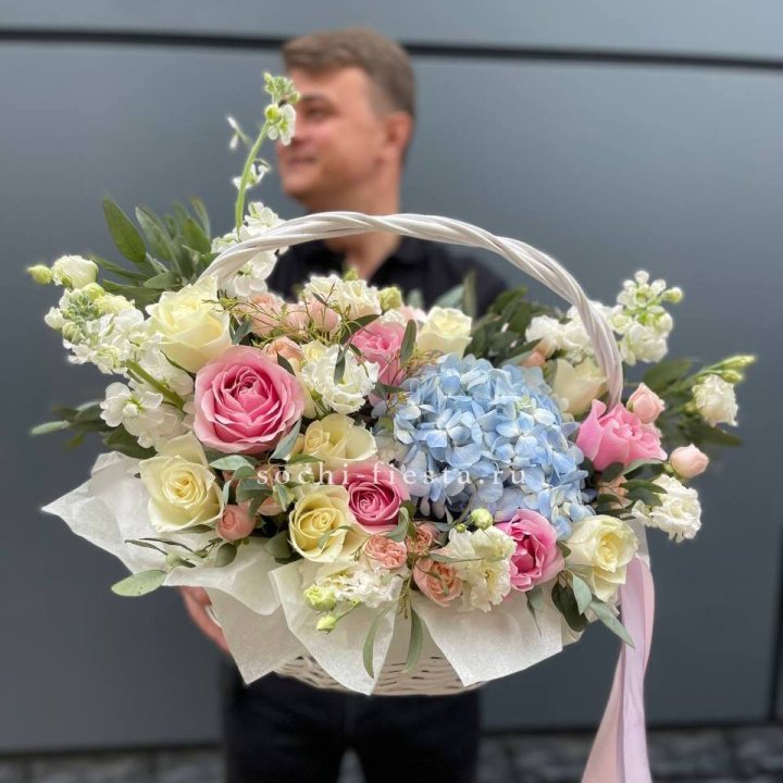 Авторская корзина "Аполинария" в Нижнем Тагиле