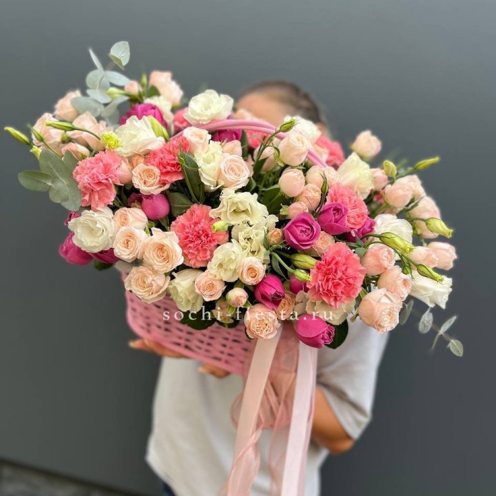 Цветочная корзина "Флоренция" в Нижнем Тагиле