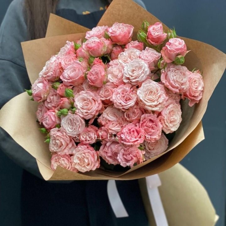 Пионовидные розы Bombastic №2 в Нижнем Тагиле