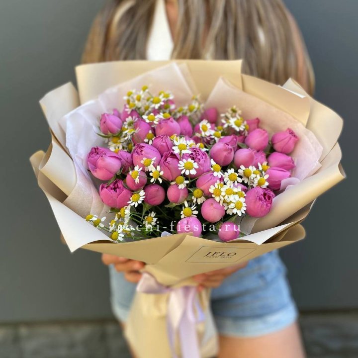 Дуобукет мисти с ромашками  в Нижнем Тагиле