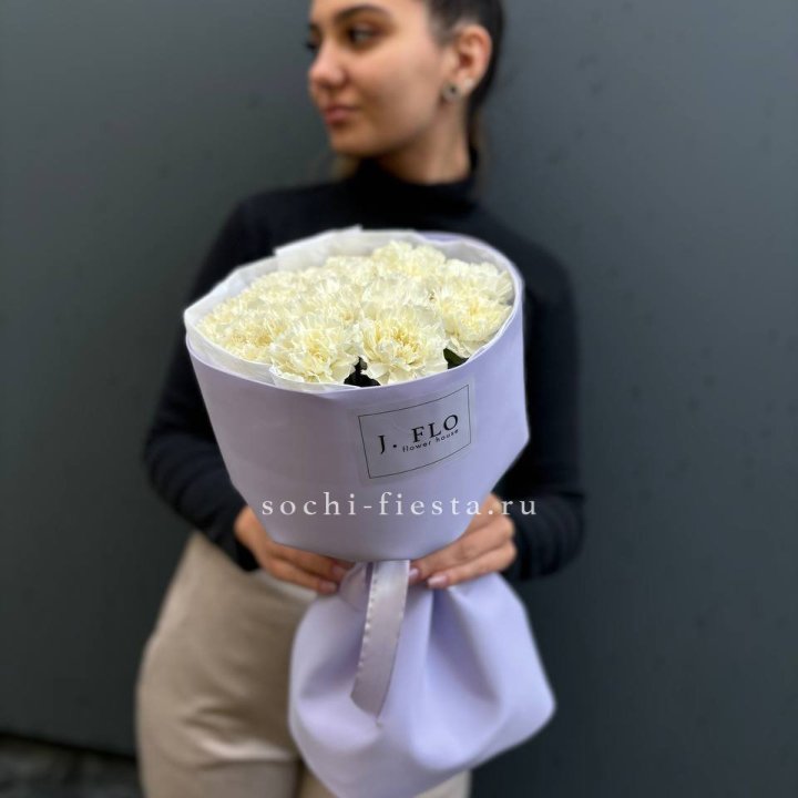 Букет белых диантусов в Нижнем Тагиле