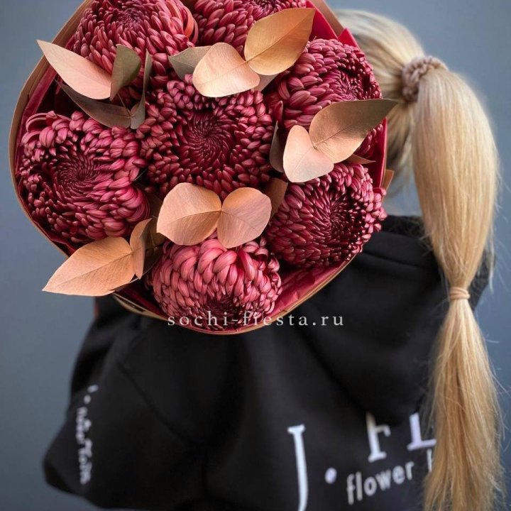 Хризантемы "Голд шоколад" в Нижнем Тагиле