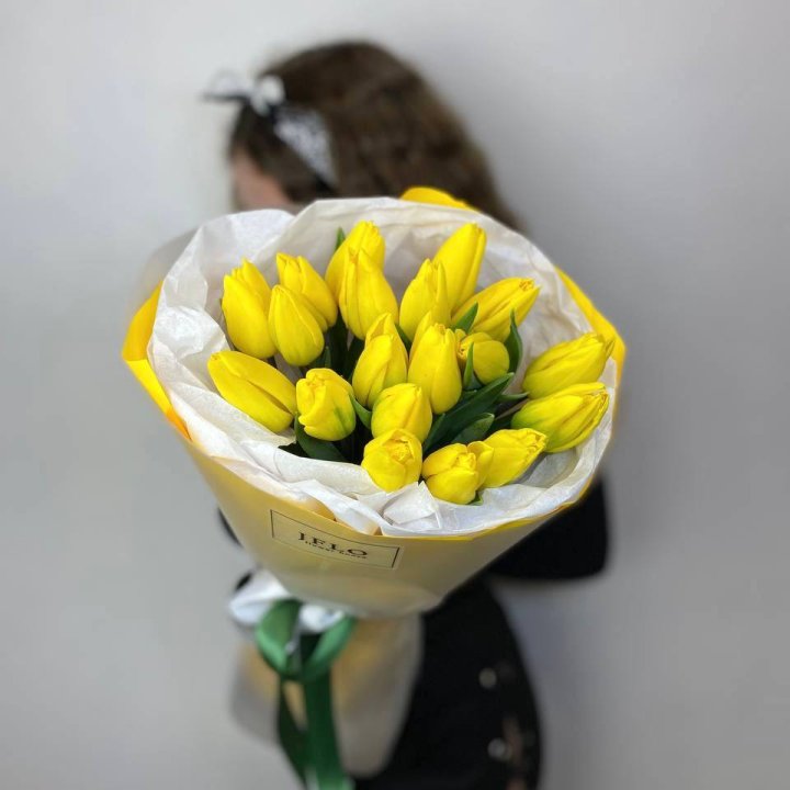  19 жёлтых тюльпанов в Нижнем Тагиле
