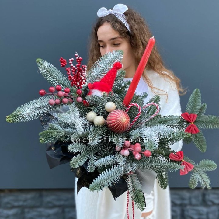 Композиция в бокале красная в Нижнем Тагиле