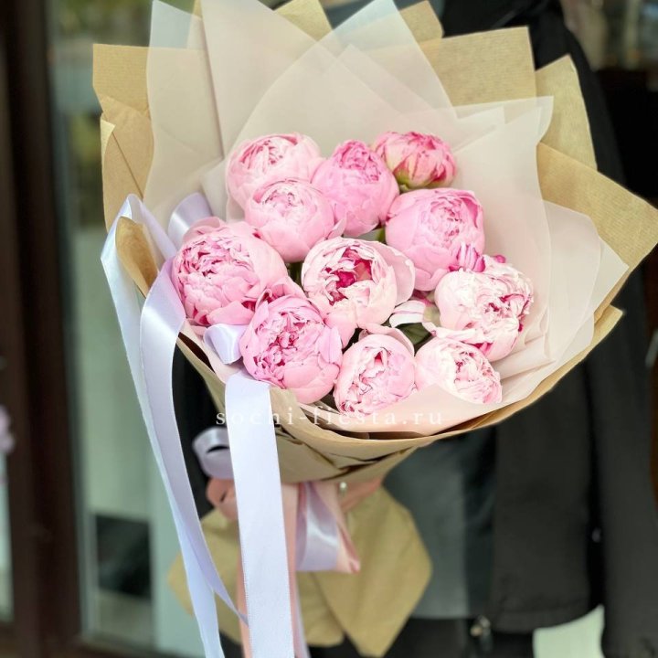 11 пионов в оформлении в Нижнем Тагиле