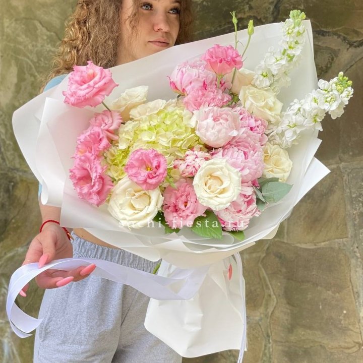 Букет с пионами №3 в Нижнем Тагиле