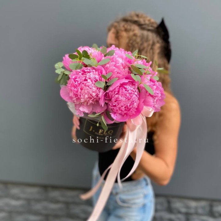 Дизайнерский цилиндр "Фломени" в Нижнем Тагиле