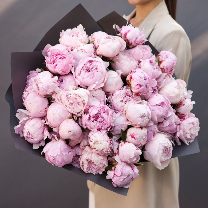 Пионы охапка в Нижнем Тагиле