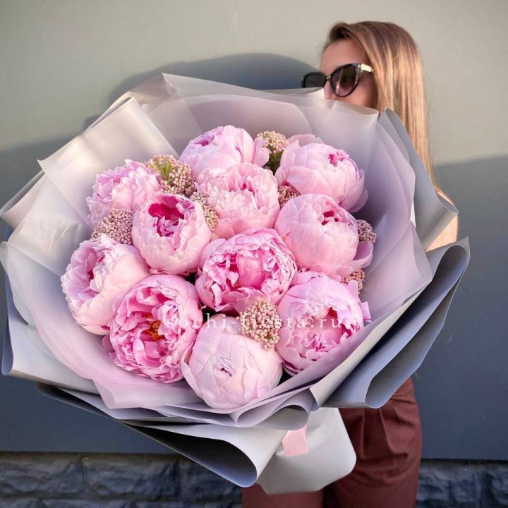Букет с пионами "Стайл" в Нижнем Тагиле