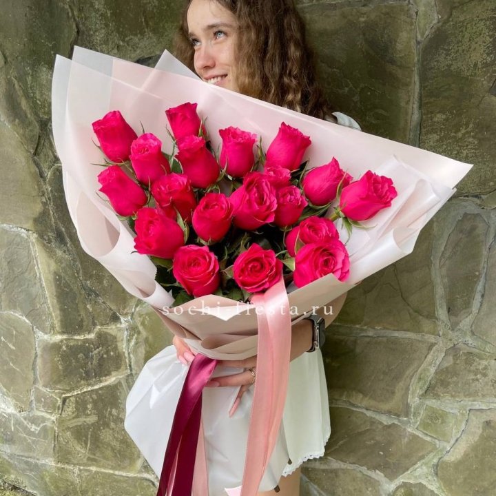 19 алых роз в Нижнем Тагиле