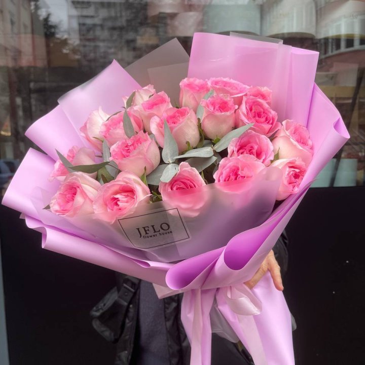  19 розовых роз в Нижнем Тагиле