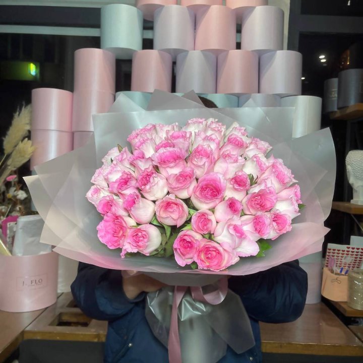  51 розовых роз в Нижнем Тагиле