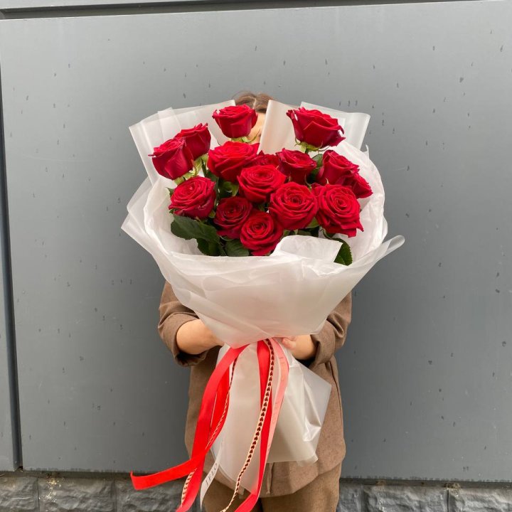 15 высоких роз  в Нижнем Тагиле